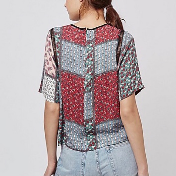 Topshop Paisley Print Tee - Picture 3 of 6